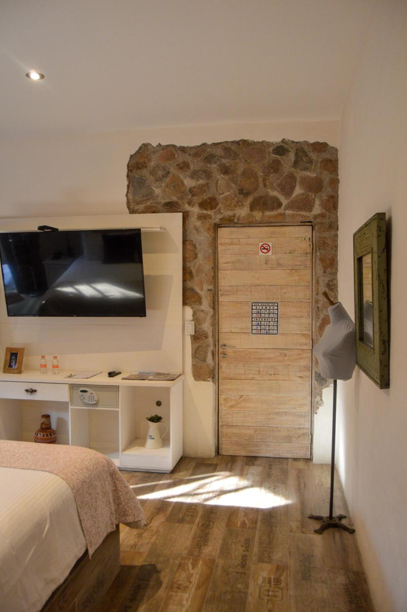 Hotel De Piedra Bernal Eksteriør billede