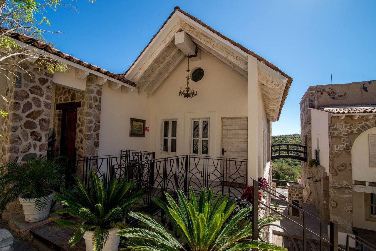 Hotel De Piedra Bernal Eksteriør billede