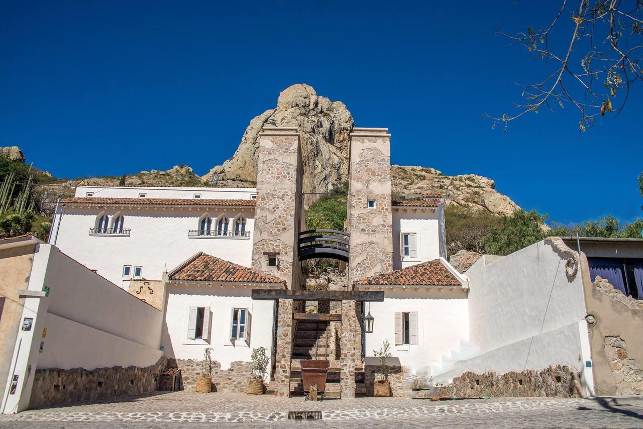 Hotel De Piedra Bernal Eksteriør billede